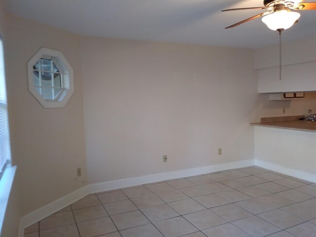 Photo - 1000 N Duval St