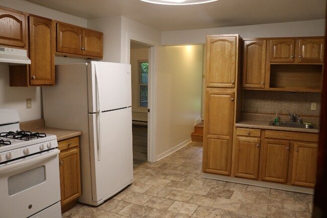 Photo - 241 Elm St Unit 1