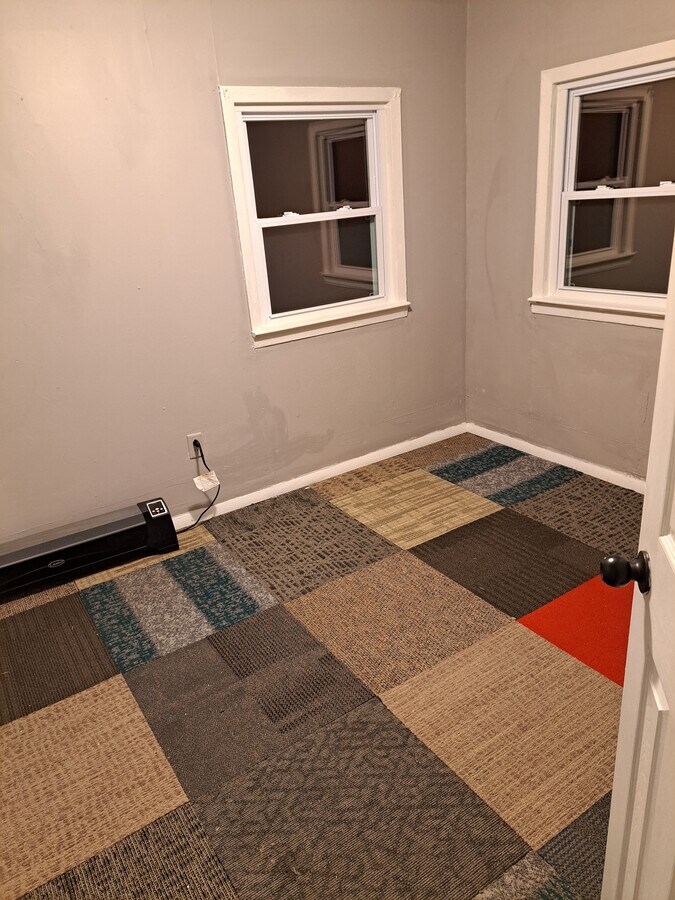 Photo - 390 Foordmore Rd Unit Walk up