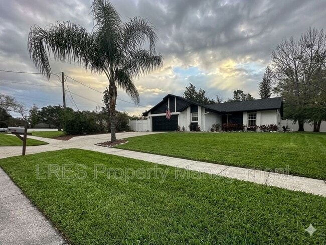 Photo - 555 Glen Haven Dr