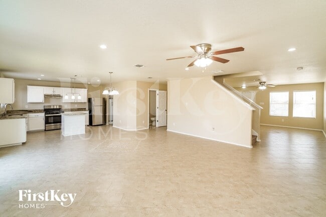 Photo - 3947 Key W Way