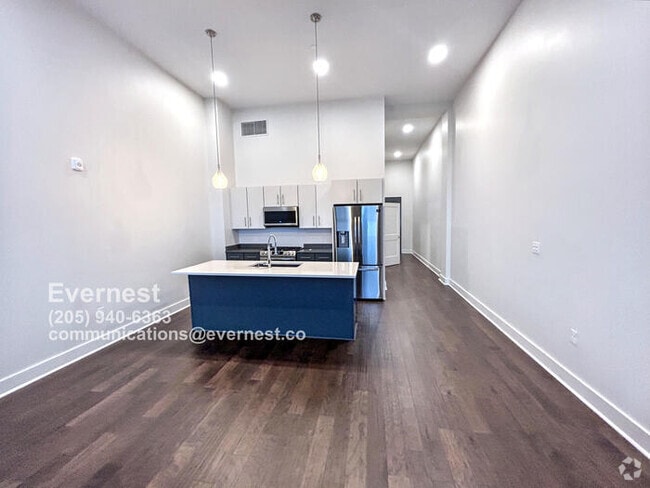 Building Photo - 1801 2nd Ave N Rental