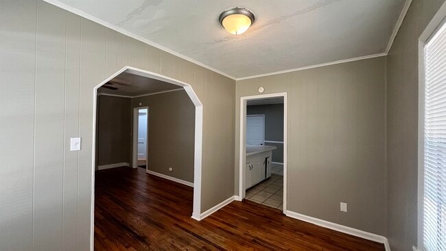 4011 Victor Dr