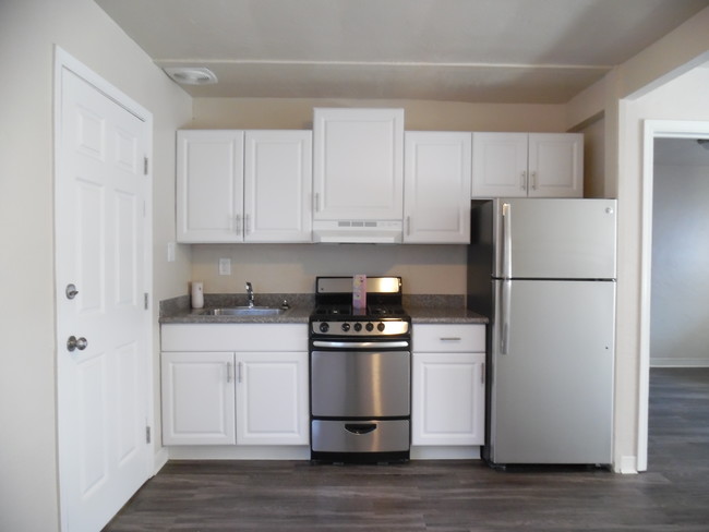 Upgraded Kitchen(select units) - Ashland Manor Apartments