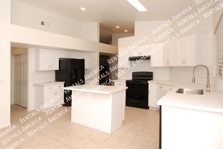 Photo - 6769 W Tonto Dr