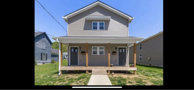 Building Photo - 277 Broadway St