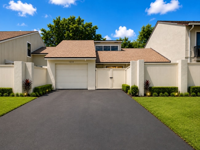 Building Photo - 12760 Spinnaker Ln