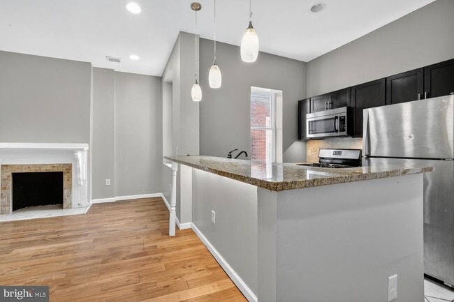 Photo - 4420 Chestnut St Unit 2