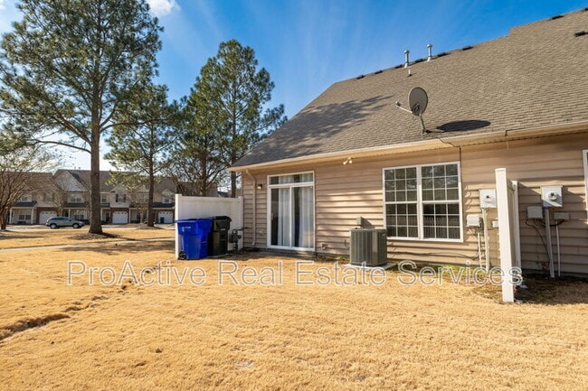 Photo - 2021 Livingston St