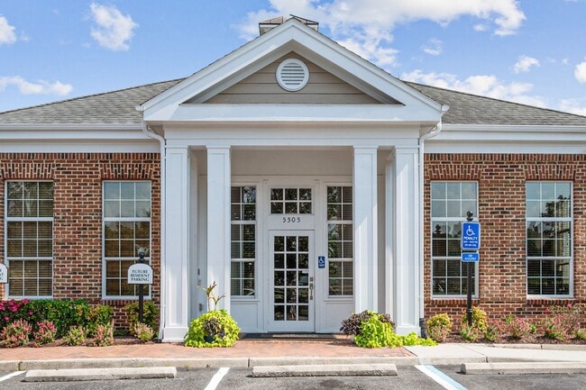 Centerville Manor Apartments