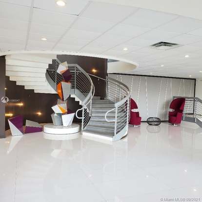 Photo - 5701 Collins Ave