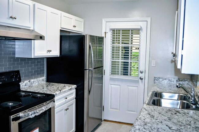 Photo - 2301 Dozier Dr