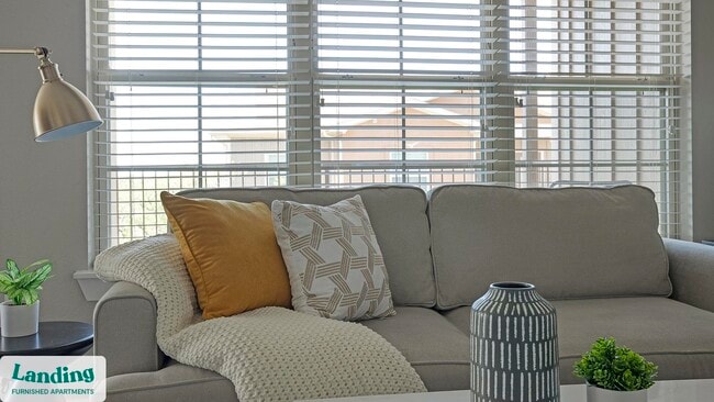 Photo - 2745 Westpointe Dr Unidad 15302