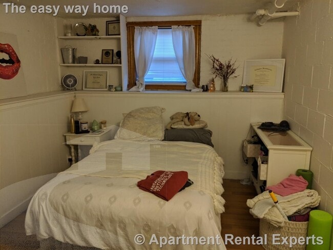 Photo - 99 Hancock St Unidad #B2