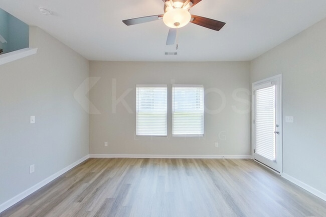 Photo - 7064 Foggy River Dr