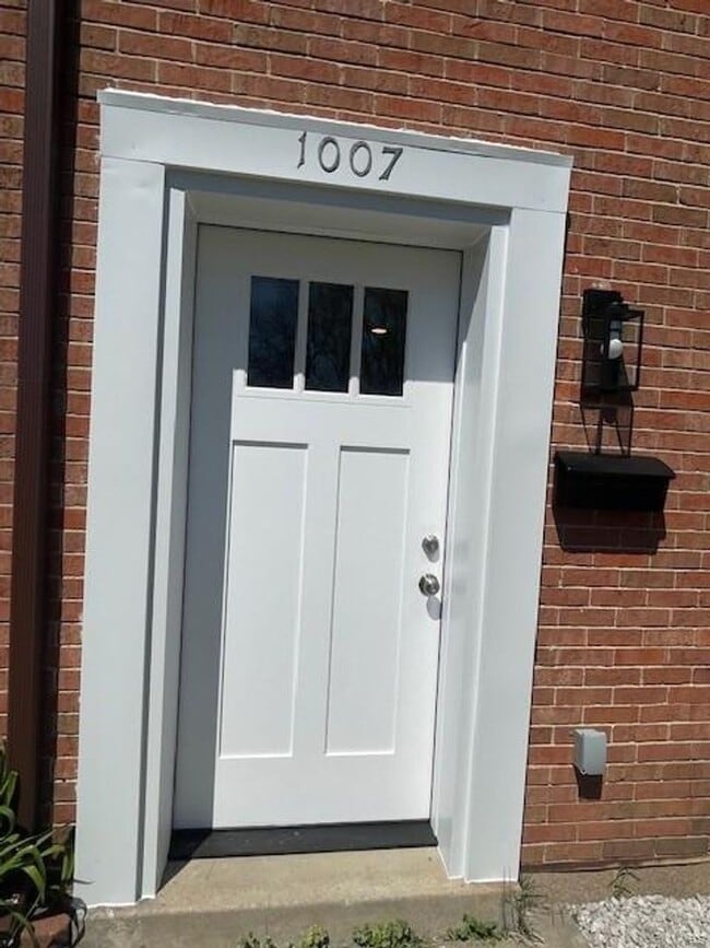 Photo - 1007 Pine St