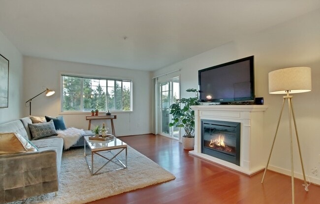 Building Photo - 13203 97th Ave E Unit 302