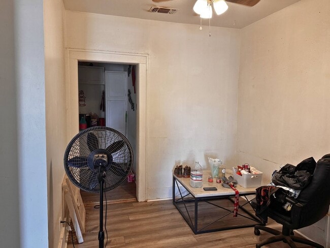Photo - Spacious 2 bed, 1 bath home in Highland!