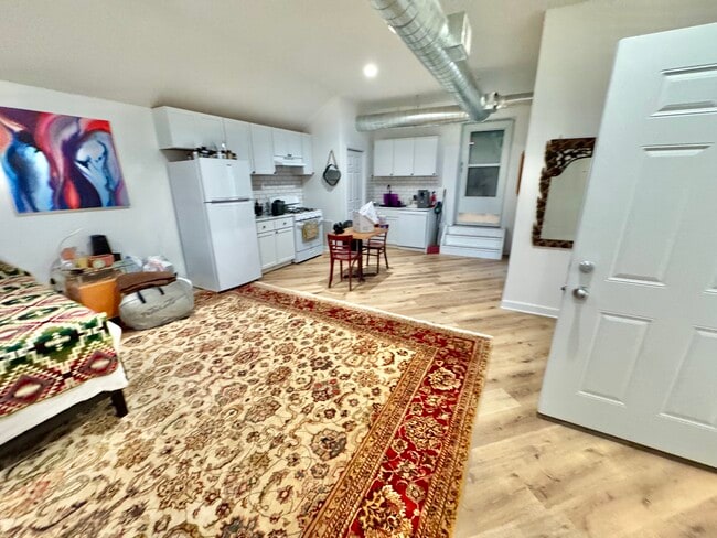 Photo - 2203 N Clybourn Ave Unit 2