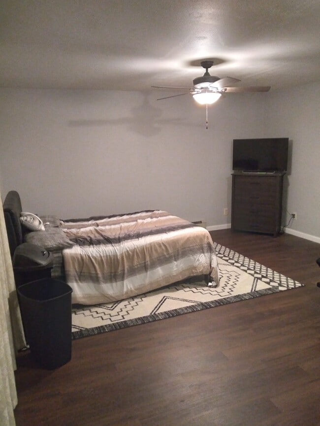 Photo - 3502 Hawkins Ave Unit 1
