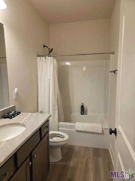 Photo - 7211 Kenilworth Crossing Ave