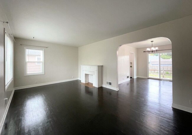 Photo - 2206 N Monroe St