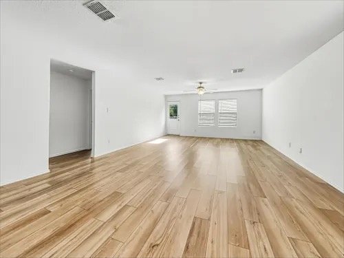 Photo - 1304 Haymarket Rd