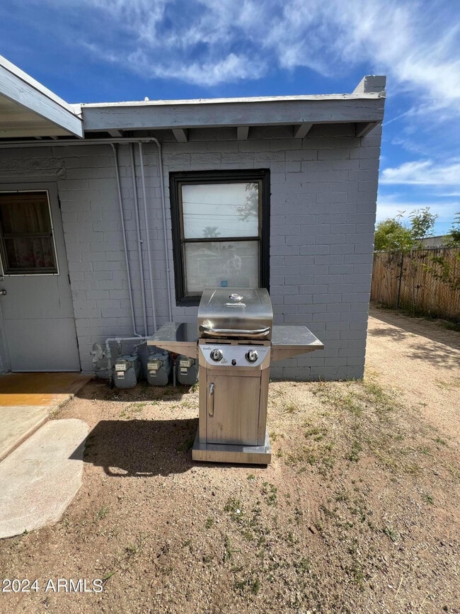 Photo - 9502 N 2nd Pl