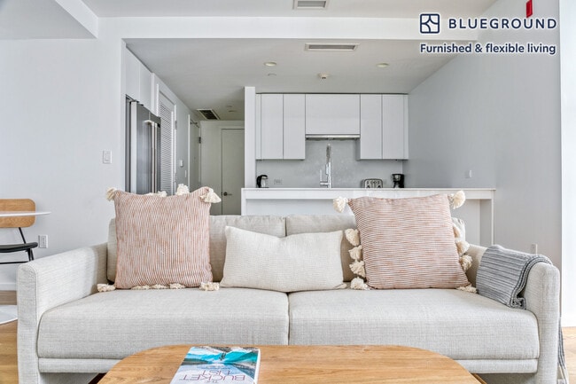 Photo - 26 W Broadway Unidad FL6-ID580