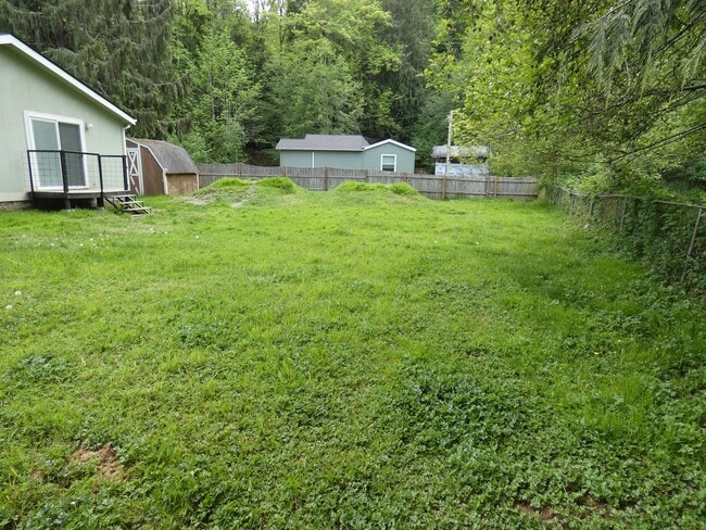 Photo - 522 S Alder Ln