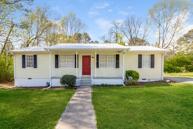 Photo - 4015 Goodwin Rd