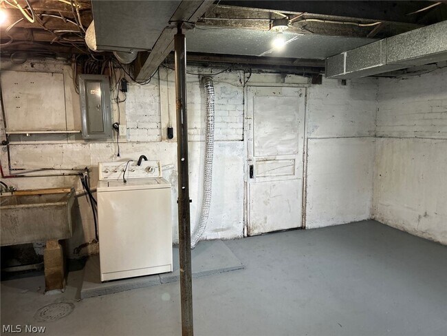 Photo - 125 George St