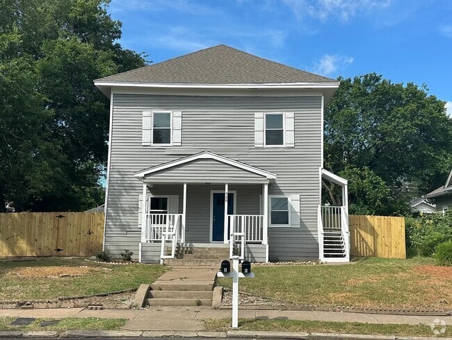 Building Photo - 926 N 14th St Rental