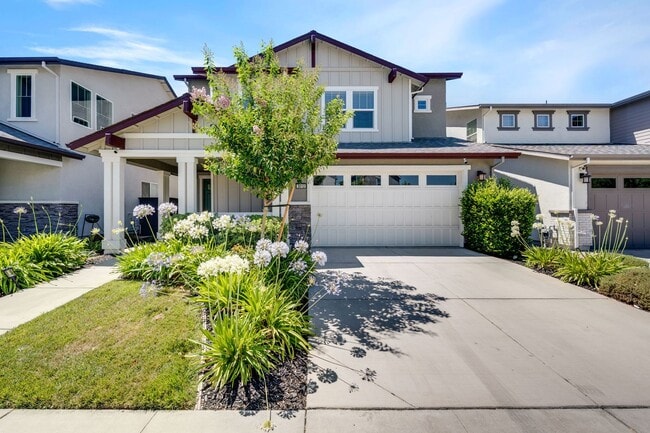 Building Photo - Modern 4BR Sacramento Home with Exclusive Clubhouse!