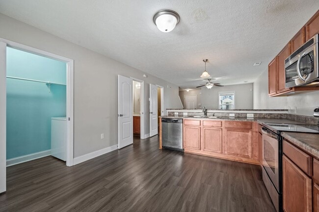 Photo - Welcome to The Burroughs at Carolina Plant...