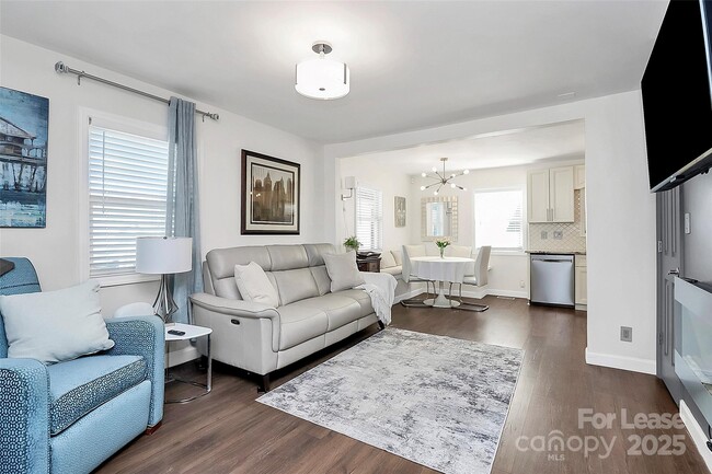 Photo - 2016 Brewton Dr