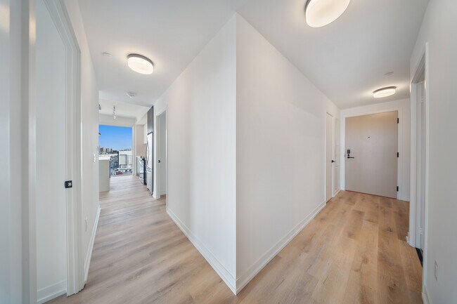 Photo - 5 York Garden Wy