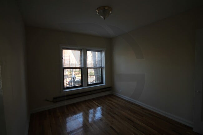 Photo - 851 W Wolfram St Unit 837-302