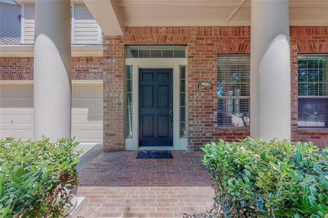 Photo - 2855 Coteau Way