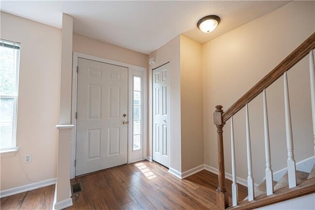 Photo - 222 Castle Creek Dr