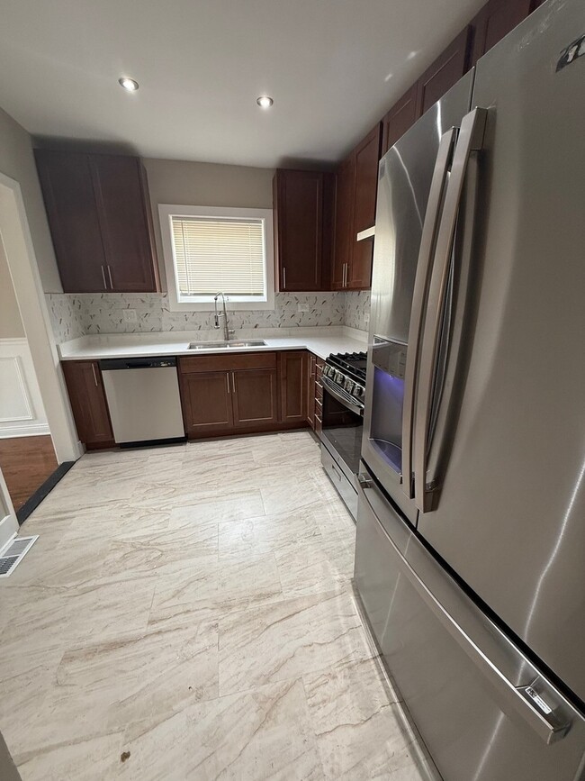 Photo - 10154 S Calumet Ave