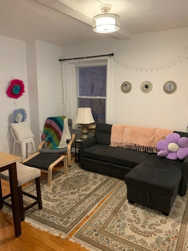 Photo - HOT NORTH END LISTING!!!!