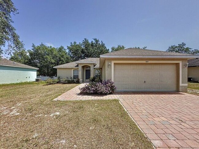 Charming 3-Bedroom Rental in Poinciana - Charming 3-Bedroom Rental in Poinciana