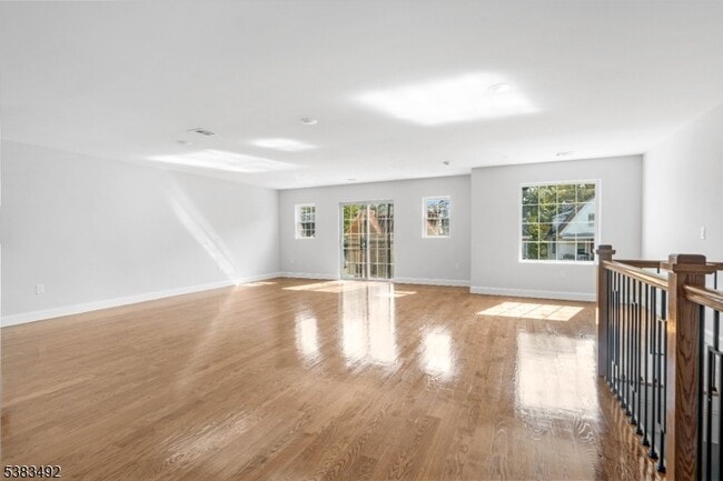 Photo - 49 Eppirt St