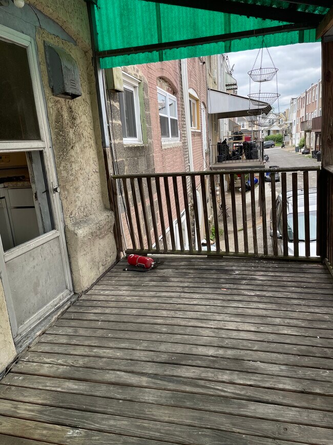 Photo - 7143 Clover Ln