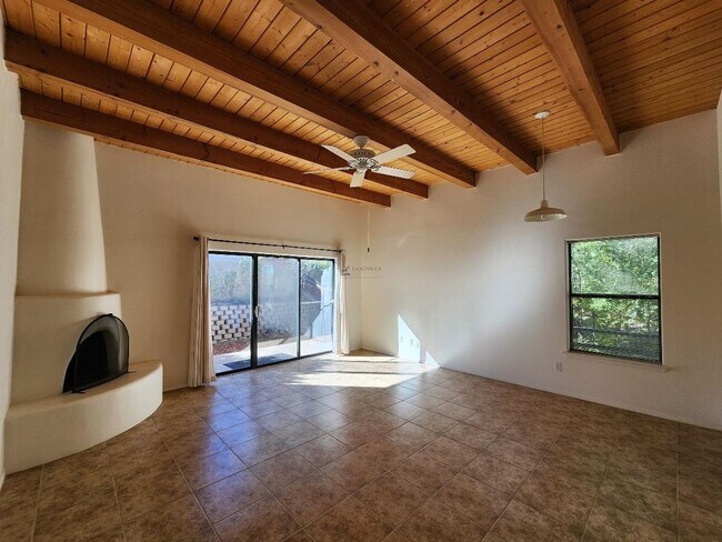 Building Photo - 3353 Vista Del Prado Ct