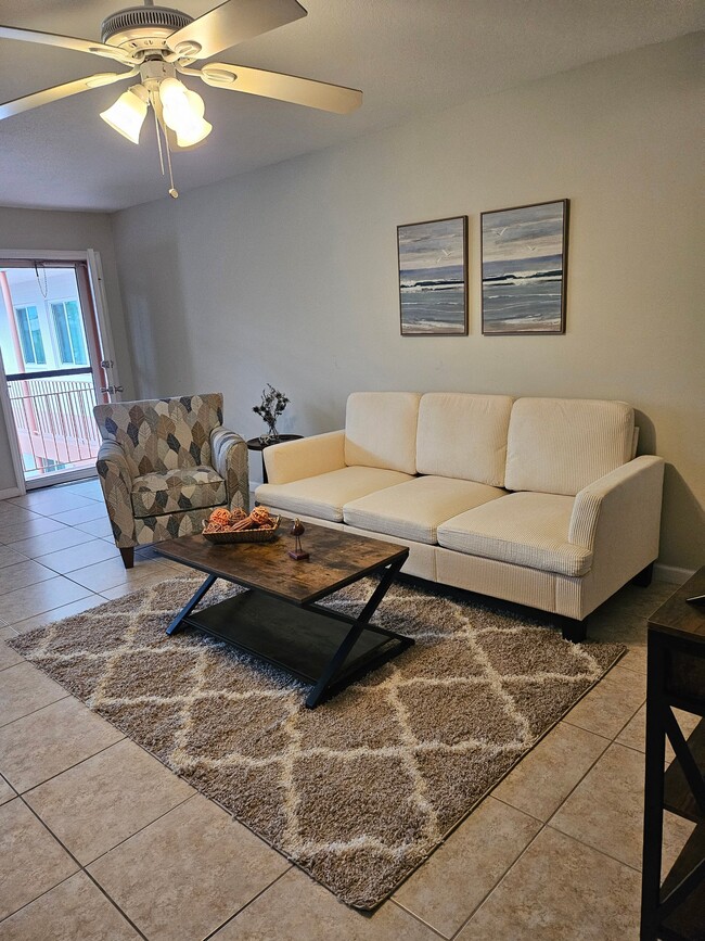 Photo - 220 Park Blvd N Unit 202