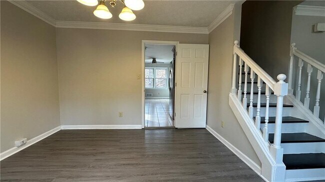 Photo - 1645 Bill Murdock Rd