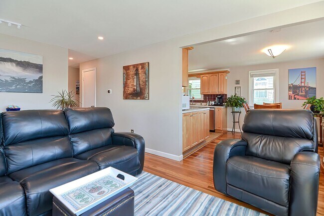 Photo - Winter Rental: Ryal Side in Beverly (Utili...