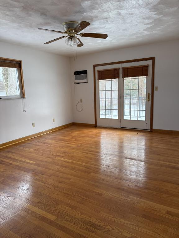 Photo - 250 Church St